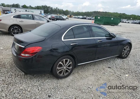 2016 Mercedes-Benz C 300 из США, поврежденный, VIN 55SWF4JB6GU141309